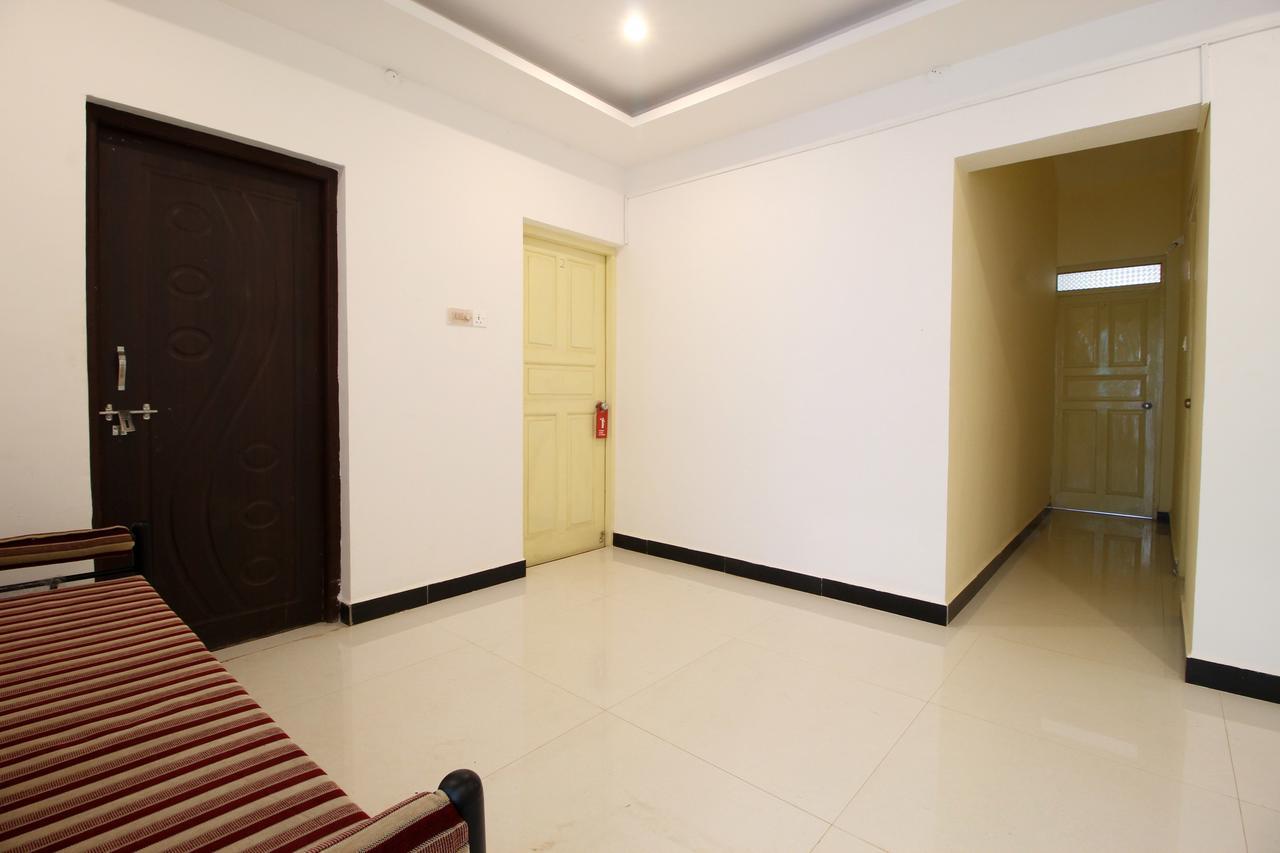 Oyo 10385 Hotel Nirmala Vilas Candolim Extérieur photo