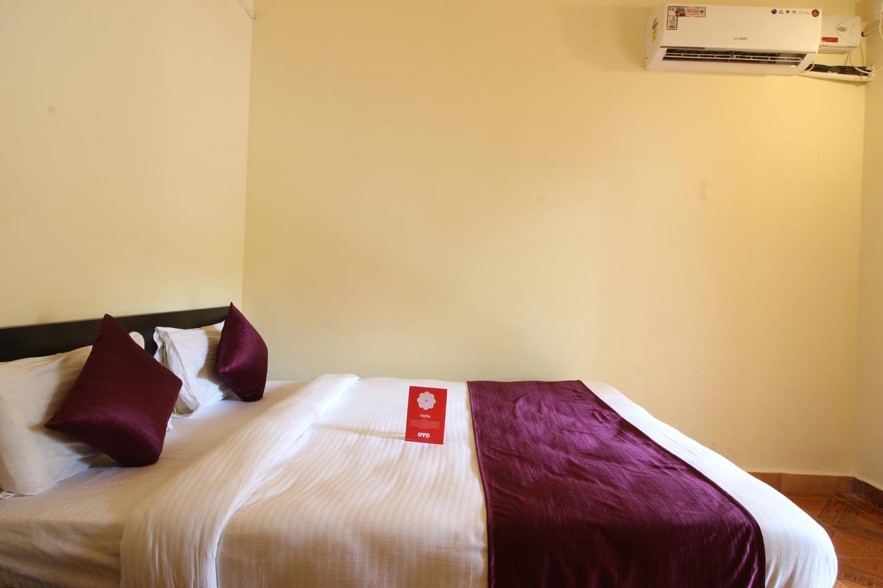 Oyo 10385 Hotel Nirmala Vilas Candolim Extérieur photo