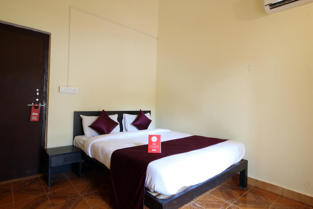 Oyo 10385 Hotel Nirmala Vilas Candolim Extérieur photo